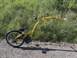 Schattenfahrrad Kindvelo gelb Tour de Suisse