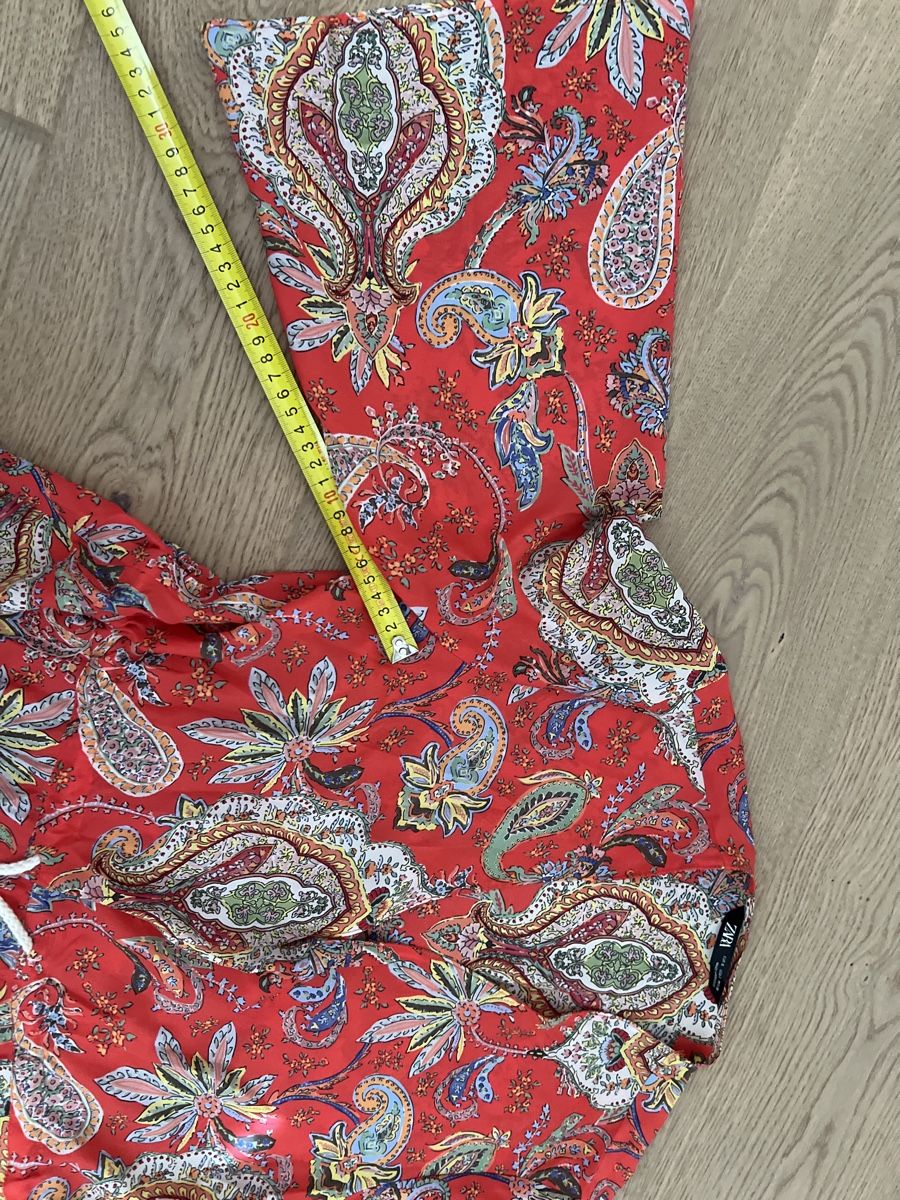 Zara Camicette: Neu: Zara Bluse mit Muster, Rot, Grösse S / M – Nuovo (secondo la descrizione) da Oensingen venduto da SchickeDame 7