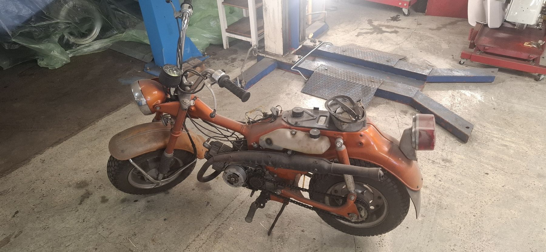 Suzuki Scooters: Suzuki RV 50 – Défectueux à Eschenbach LU par Meg_sbc8 1