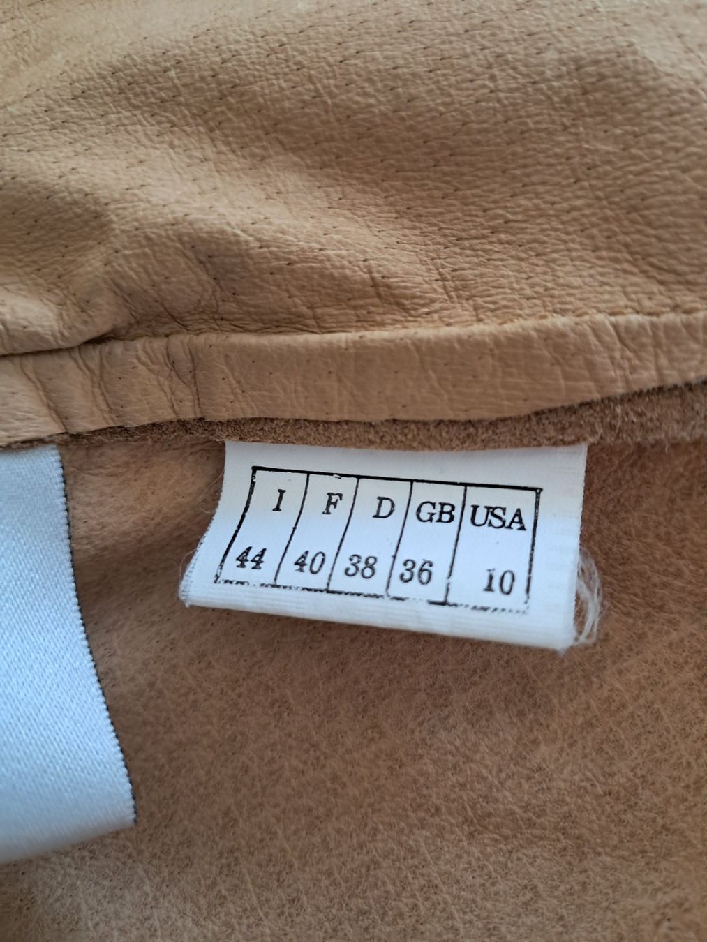 Camicie: Leonardo . Lederhemd . Beige . 38 . – Usato da Leuggelbach venduto da schmetterlings-fee 4