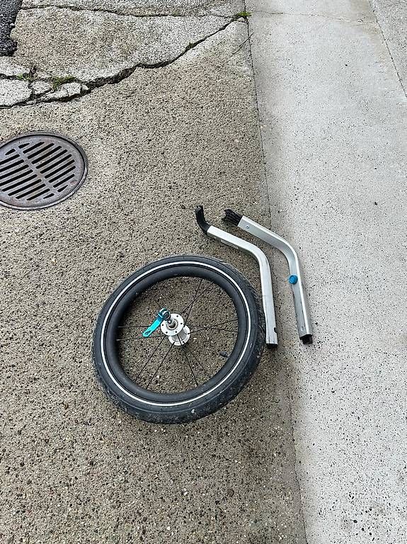Anhänger: Thule Sport  – Gebraucht aus Allschwil von Hardi91 4