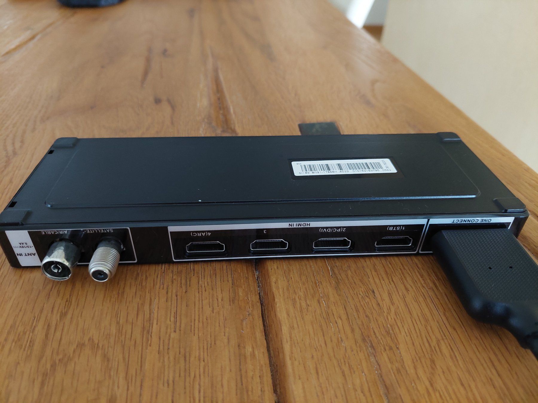 Samsung Dockingstation: Samsung One Connect Box – Gebraucht aus Hünenberg See von