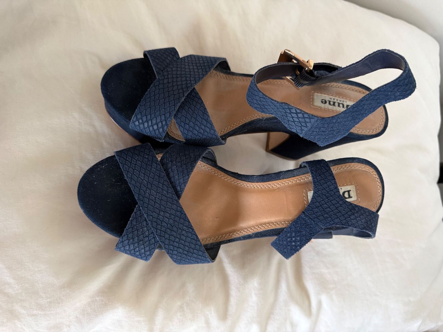 Dune London Scarpe da donna: Dune Plateau Sohlen Sandalen Gr. 38 – Usato da Dällikon venduto da dahi1 2