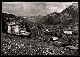AK Wangs /SG, Hotel mit Blick gegen die Churfirsten