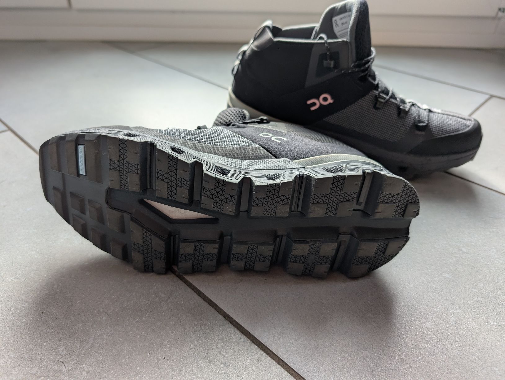 Scarpe da donna: On Cloudtracks Wanderschuhe Damen – Nuovo (secondo la descrizione) da Reinach BL venduto da kat_6lnv 1