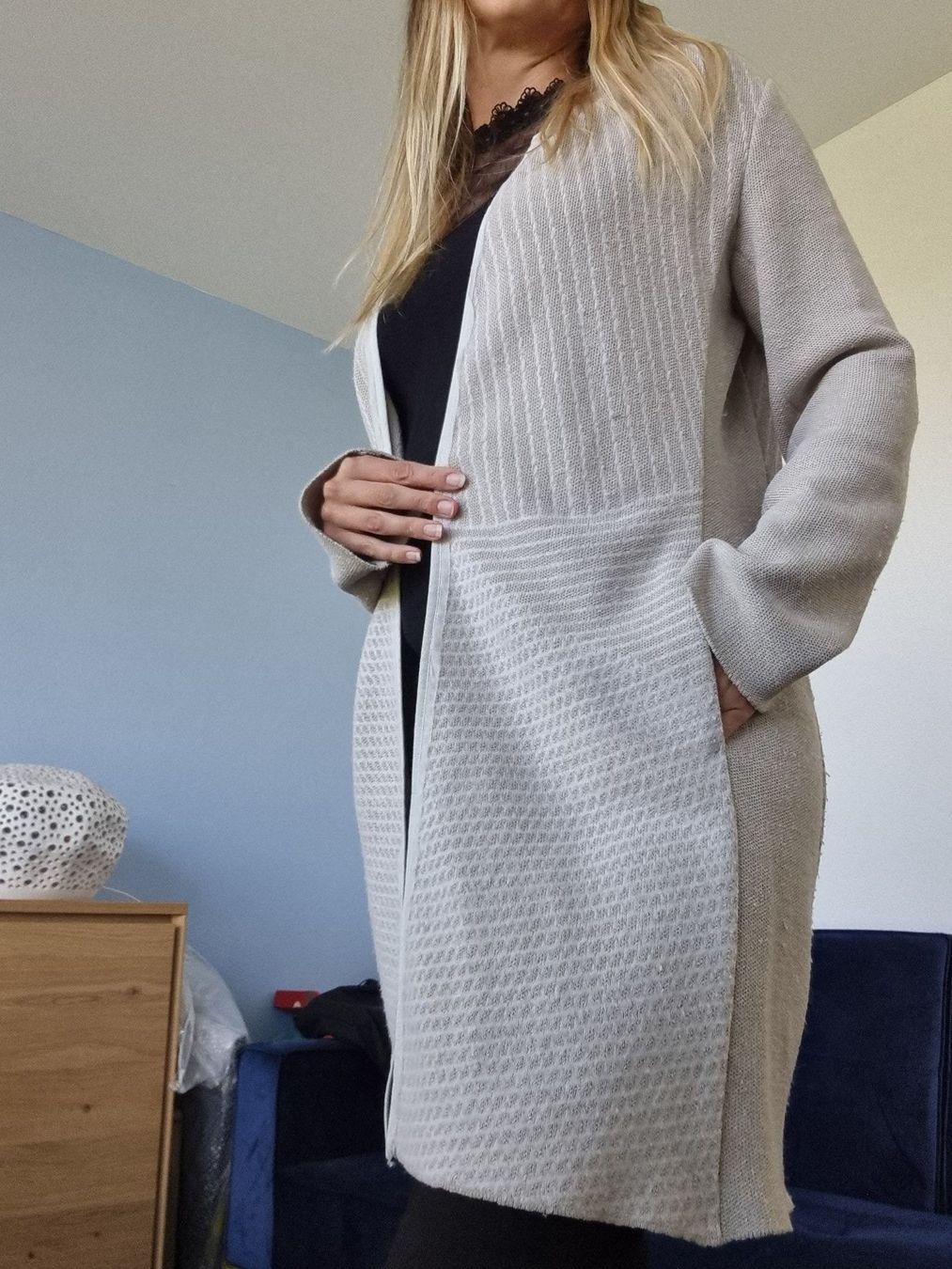 Cappotti: Strickmantel Lorena Antoniazzi 36 beige – Usato da Bad Zurzach venduto da Mfritzli 2