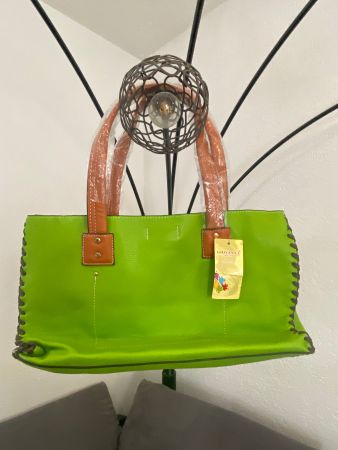 Elegante Damenhandtasche – neu und unbenutzt