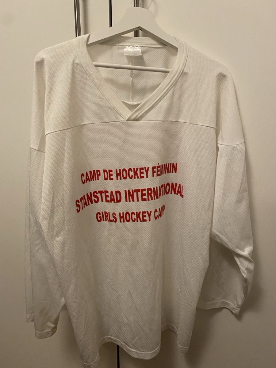 Maillots de corps & Pantalons: Hockey Langarm – D'occasion à Biberstein par koempossible