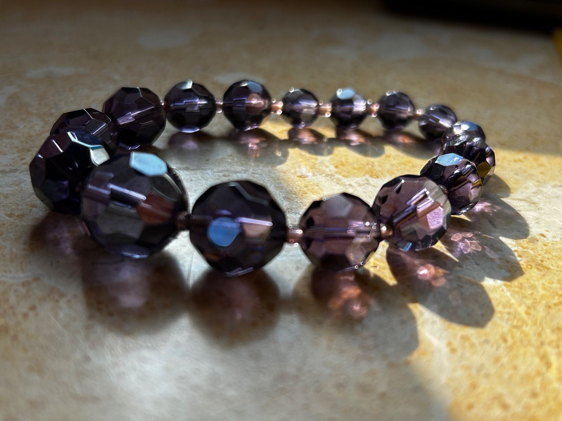 Armbänder & -reifen: Armband violett Disco-Fox oder Charleston – Gebraucht aus Laufen von Bellavitaboom 8