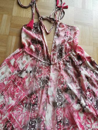 Sommerkleid lang geblümt mit Fransen,  🌺