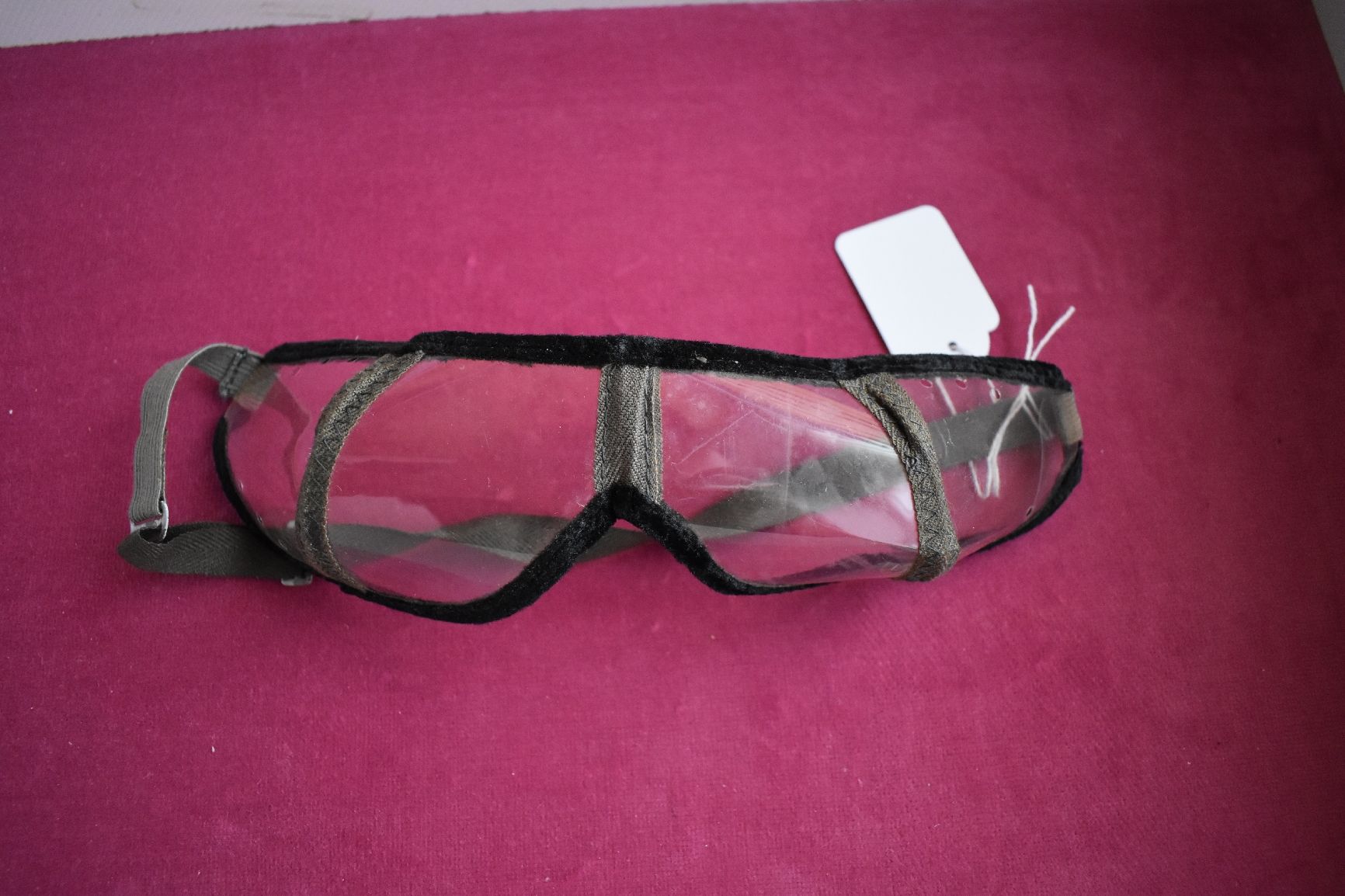 Uniformi: Lunette allemande – Usato da Savièse venduto da tog_kn2z