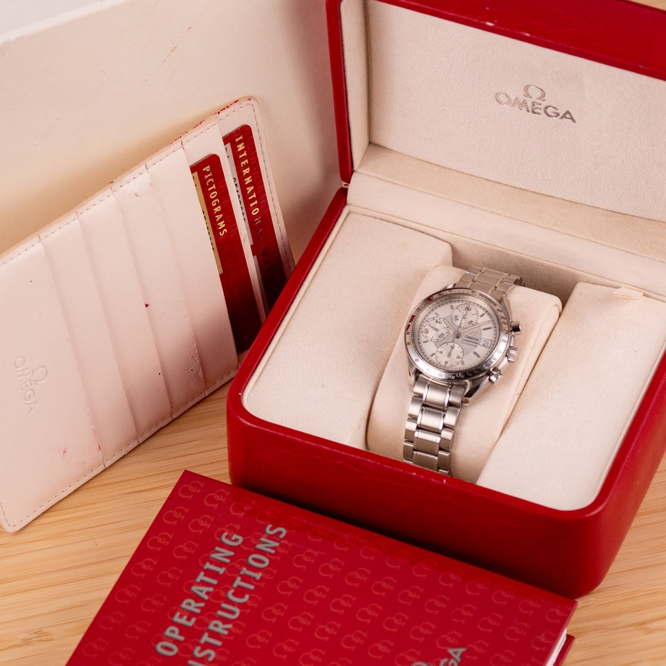 Omega Uhren: Omega Speedmaster Date / 3513.30 / 2002 / Full Set / Serv'25 – Gebraucht aus Luzern von PrimeSwissTime 9