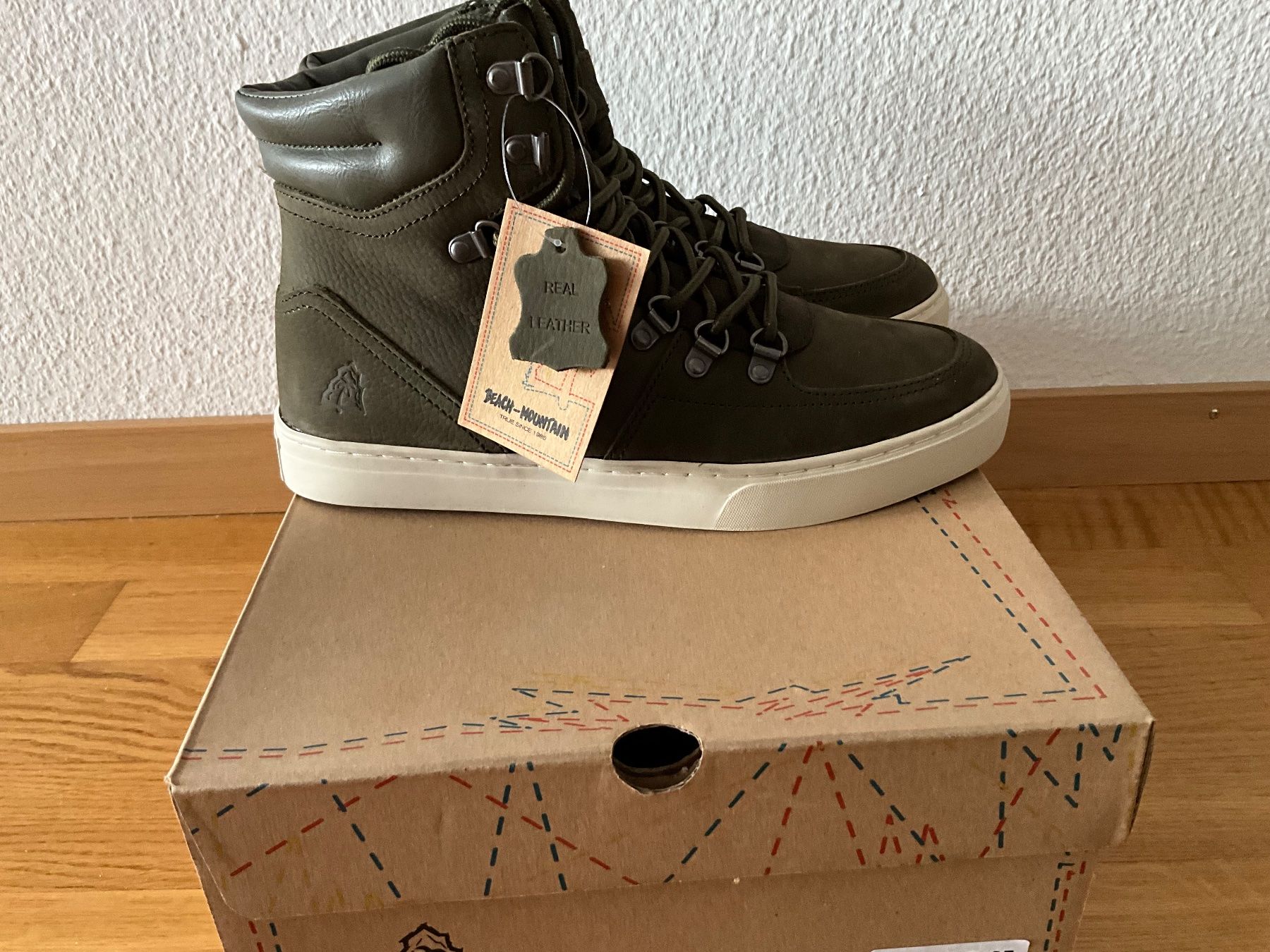 Scarpe da uomo: Leder Schuhe Beach-Mountain  NEU Gr. 40 – Nuovo e nell'imballaggio originale da Muri b. Bern venduto da SmuriS 2