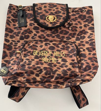 Nagelneuer Rucksack „Bevery Hills“ im Leo Style