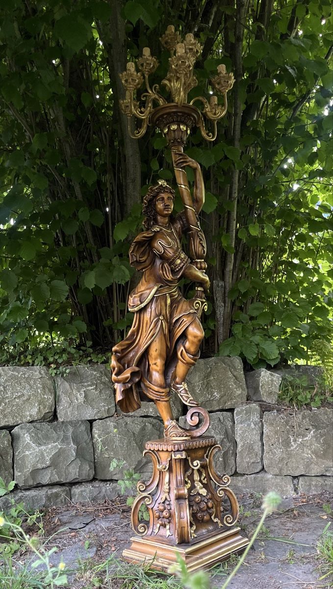 Lampade: Grosser Leuchter  Venezianischer Torchère Stehlampe – Usato da Wiesenberg venduto da swissantik