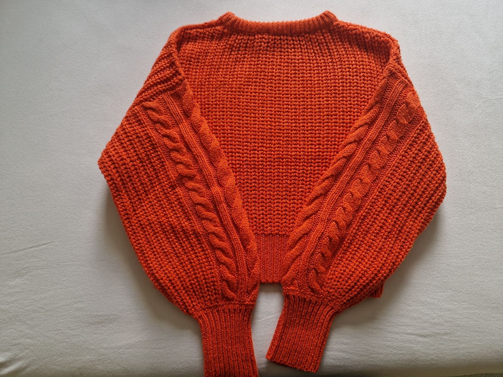 Maglioni & Felpe: 3 Oversized Cropped Sweaters XS – Usato da Zürich venduto da zvr_8cw6 2