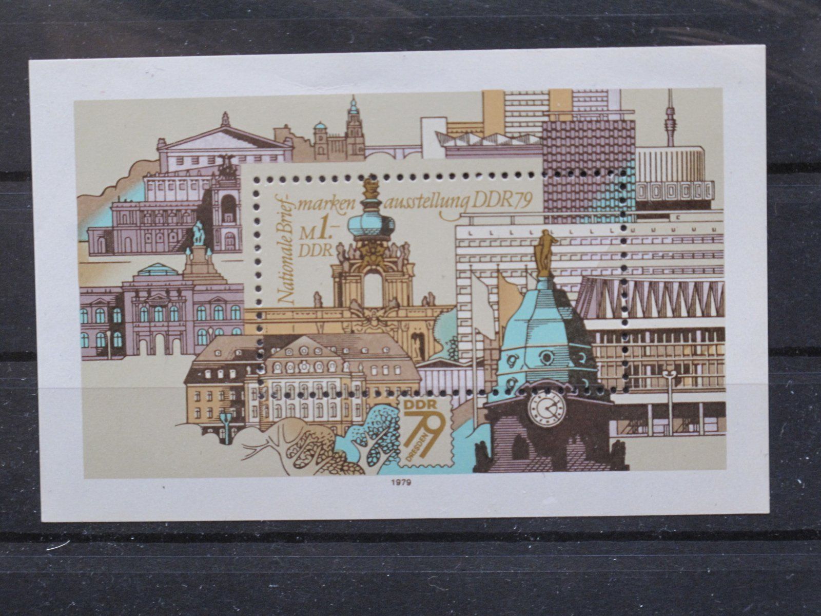 Tutti i francobolli: DDR 1979 Bauwerke Dresden Blk 55** – Usato da Wil SG venduto da fva01