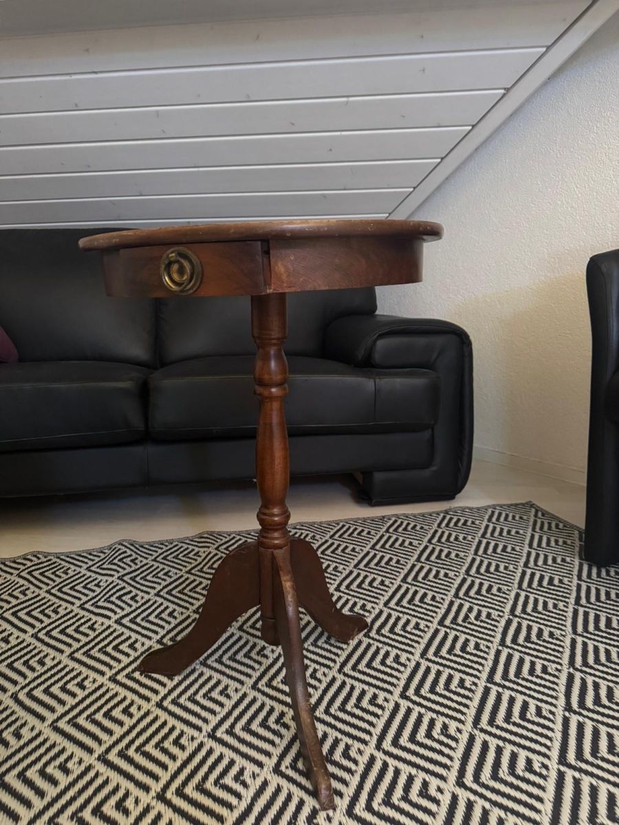 Tavoli: Holz vintage Tisch – Usato da Neerach venduto da vio_7hd7 1