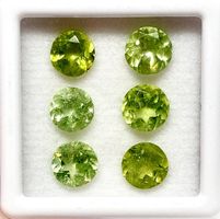 6x Péridots ronds 6 mm - Valeur 230.- Fr