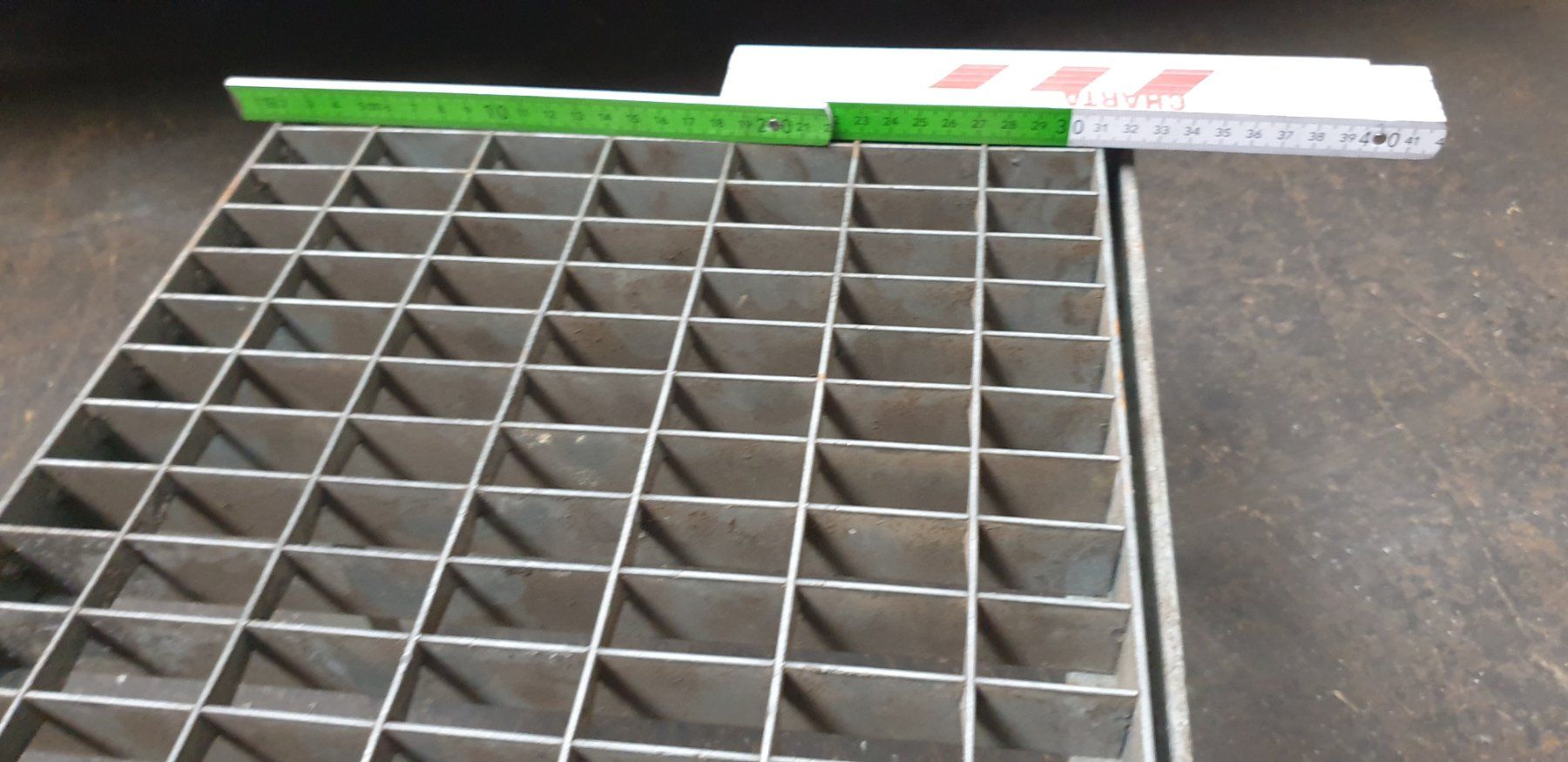 Grilles & Grillages: Gitterrost – D'occasion à Müllheim Dorf par Linus18 4
