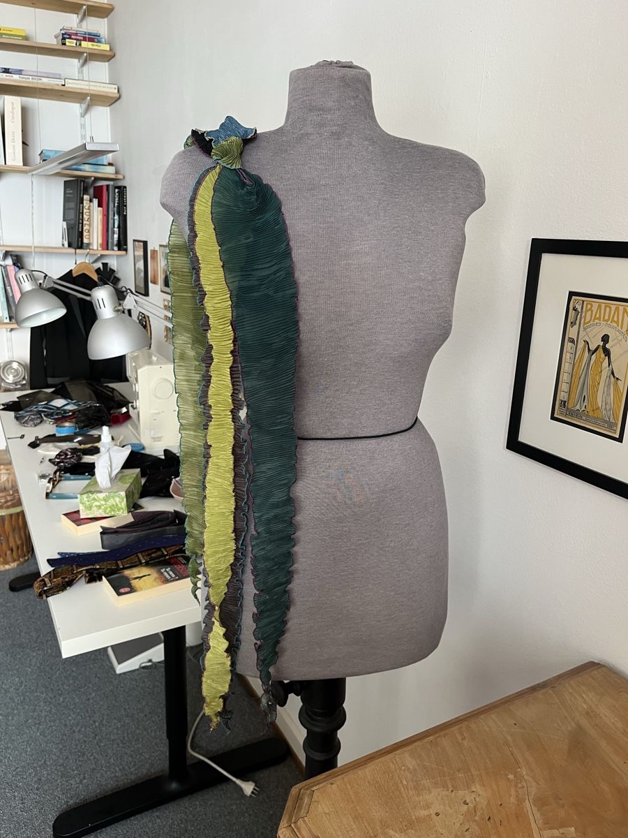 Foulard & Sciarpe: Foulard plissé multicolore – Usato da Lausanne venduto da joltei 3