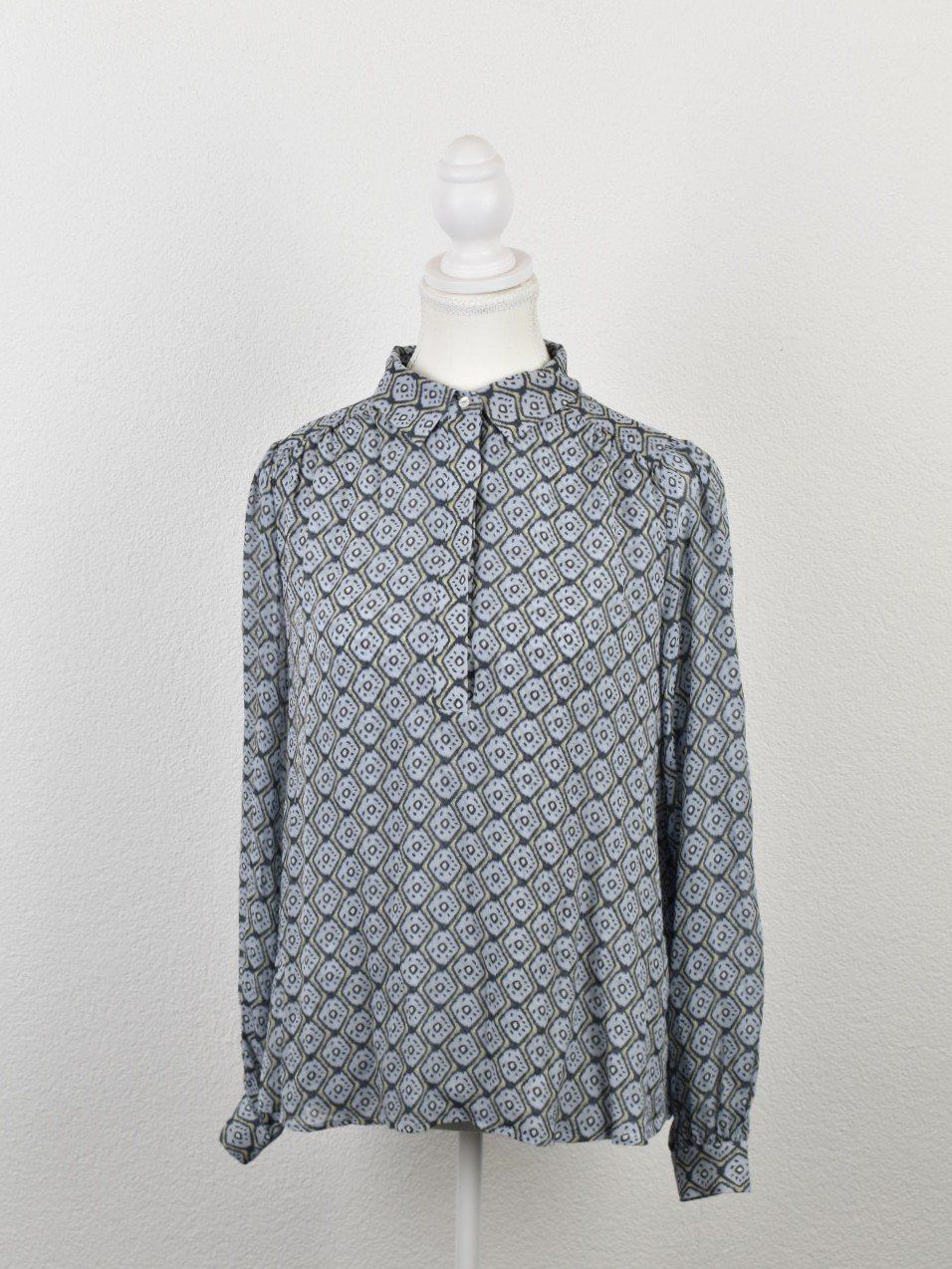 Hemisphere Camicette: Hemisphere Bluse, 100% Viskose, Gr.XS-S, oversized – Usato da Nürensdorf venduto da 2ND_STORY 1