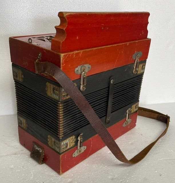 Hohner Strumenti musicali: Handharmonika M.Hohner Accordeon – Usato da Oberrieden venduto da Ket25 1