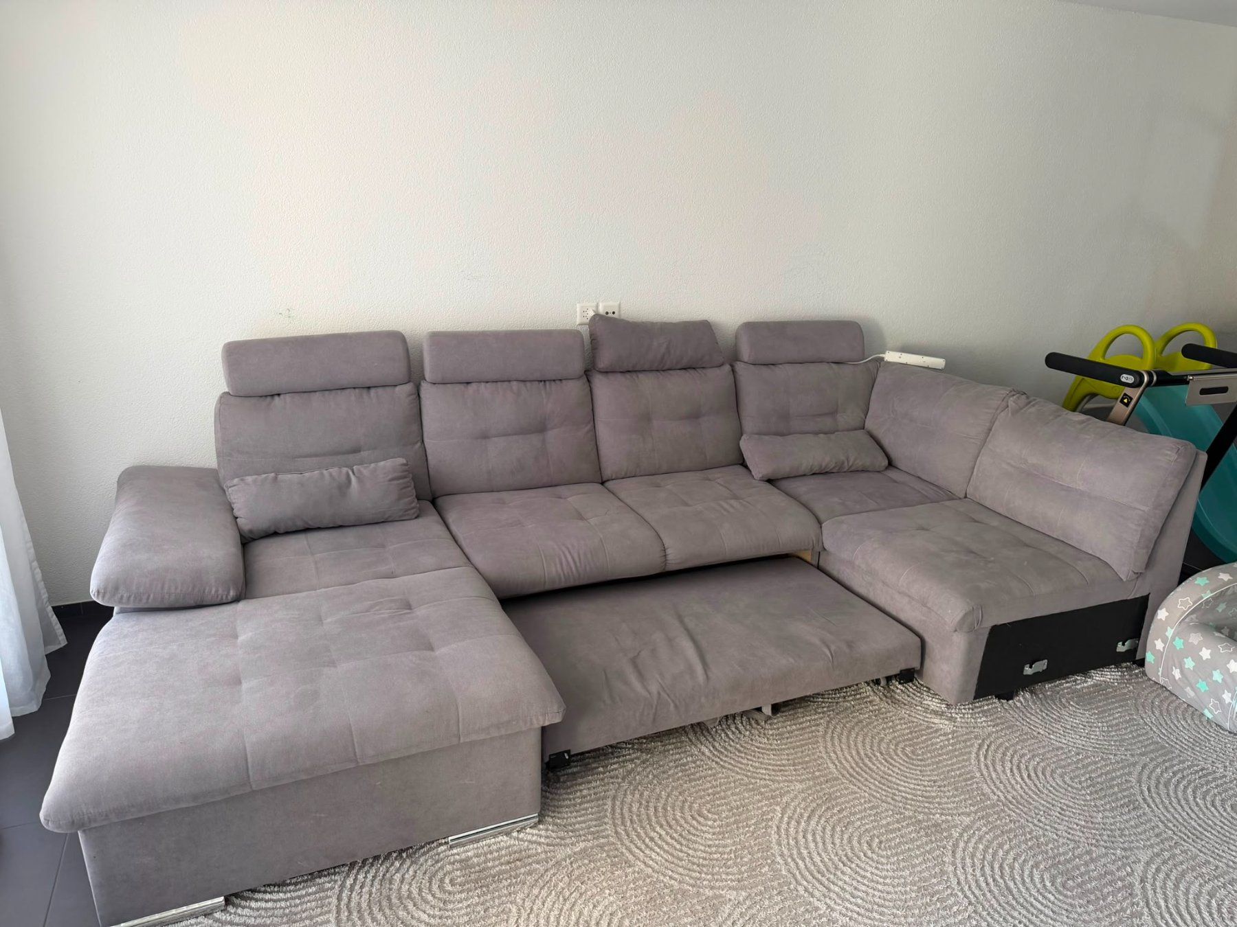 Sofas: Wohnlandschaft / Sofa – Grau – Gebraucht aus Niederglatt ZH von ado_ffd7