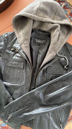 Edle Kalbsleder Jacke Schwarz Gr. M – Derimod Expo, Top