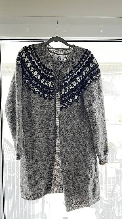 Giacche: Echte isländische Strickjacke (Icewear) – Usato da Schenkon venduto da mpa65