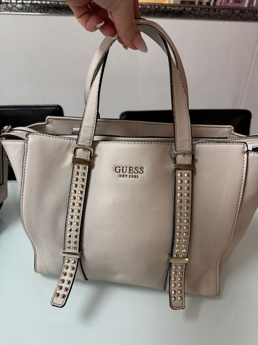 Guess Borse da donna: 3 Guess tasche – Nuovo (secondo la descrizione) da chur venduto da merygori 4