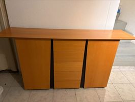 Sideboard / Anrichte aus Holz mit Schubladen,