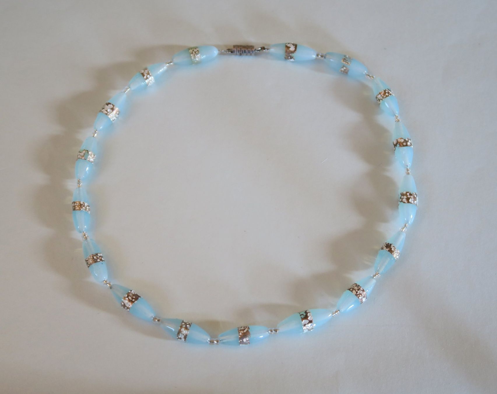 Catenine: Glas - Perlenkette hellblau – Usato da Brittnau venduto da marlenestone 1