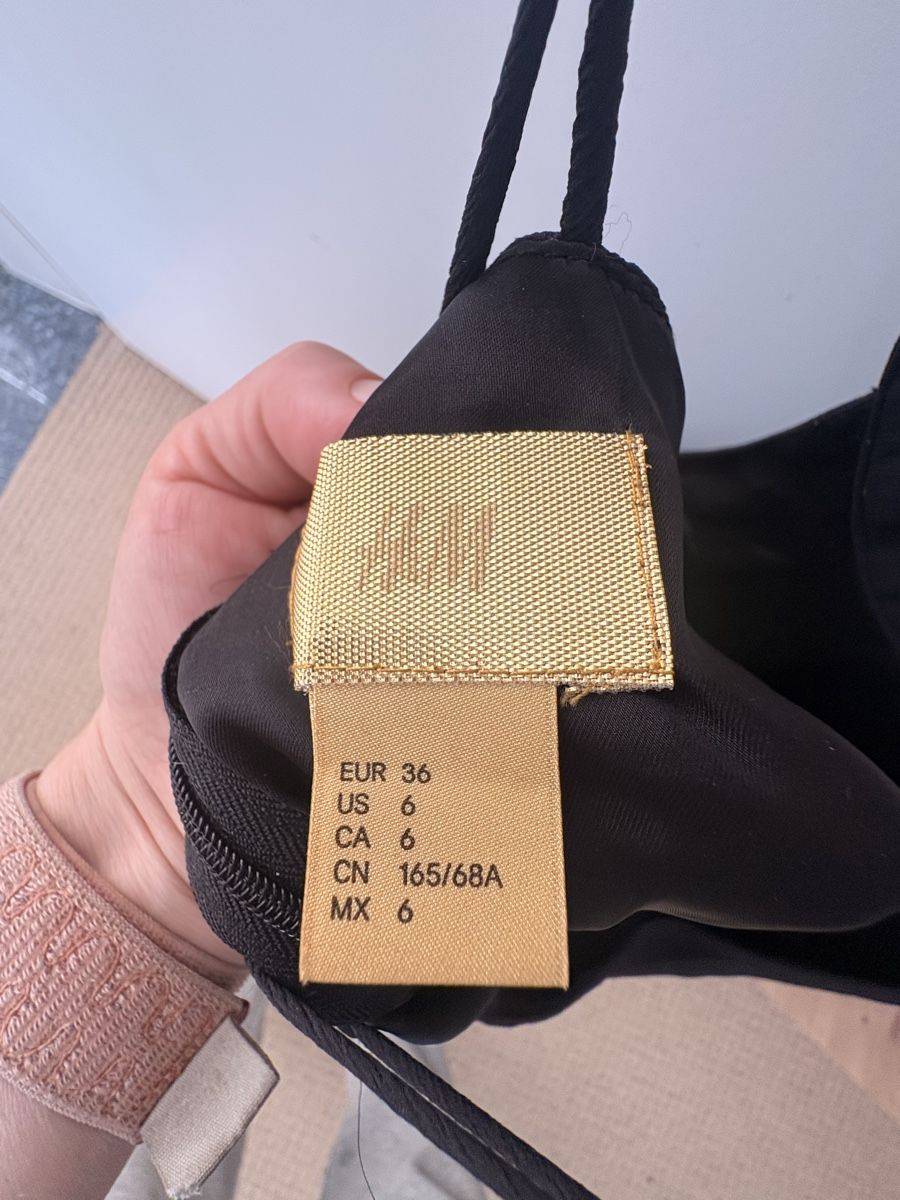 H&M Tute: HM Sommerkleid, Schwarz, Gr. 36 – Usato da Steg im Tösstal venduto da Beckerbande 2