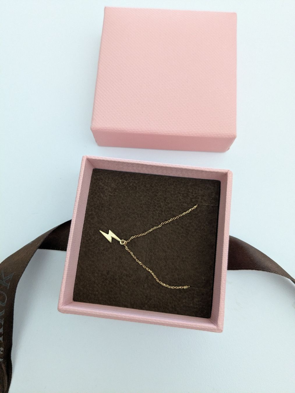 Catenine: lightning necklace gold new unused – Nuovo e nell'imballaggio originale da Kloten venduto da nad_ys78 4