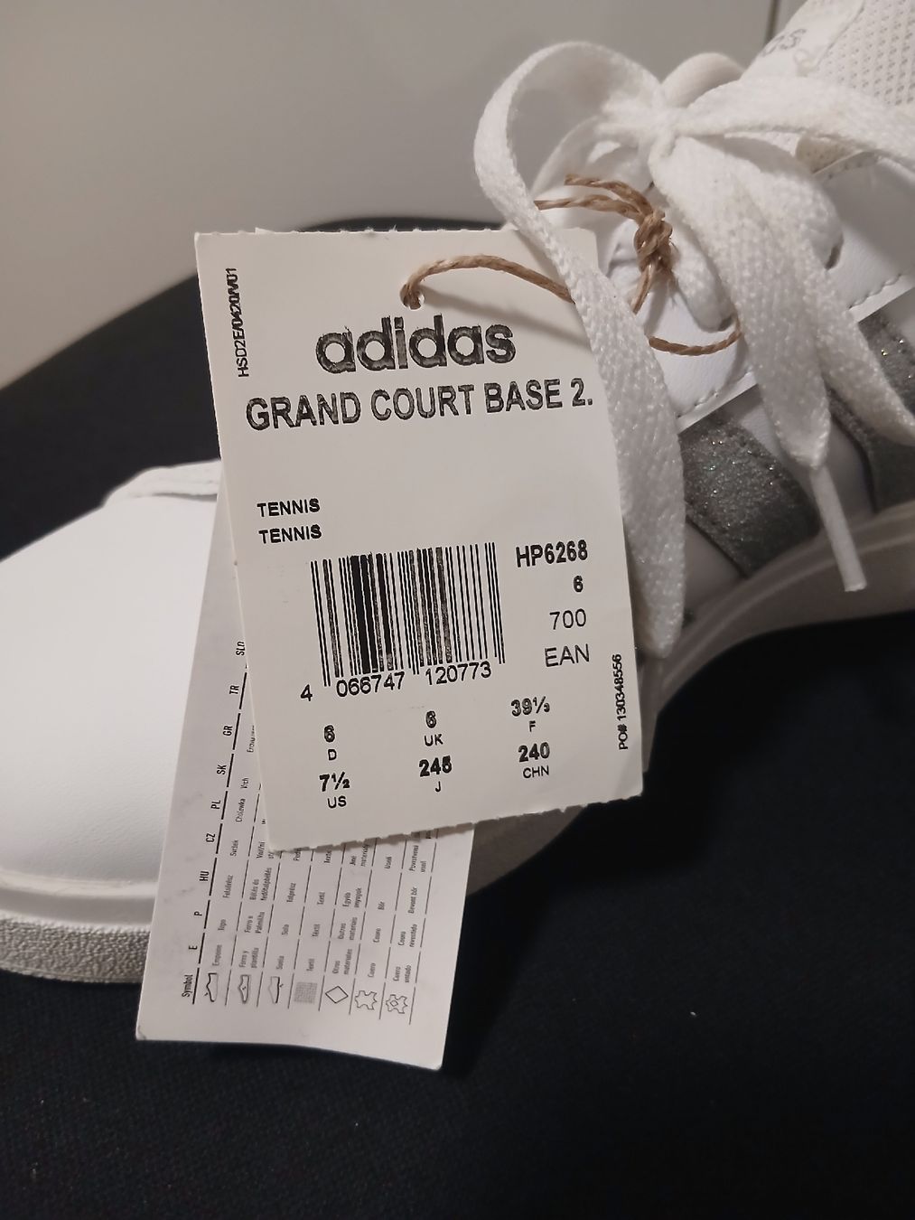 Adidas Scarpe da donna: Adidas Schuhe (neu) – Nuovo (secondo la descrizione) da Lachen SZ venduto da Banane3 4