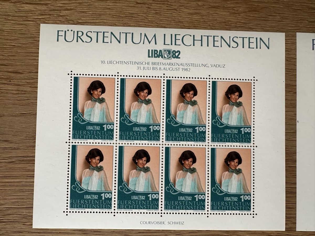 Tutti i francobolli: Liechtenstein - 1982 2x Kleinbogen  LIBA 82 postfrisch ** – Usato da Schmitten / FR venduto da Samsara169 1
