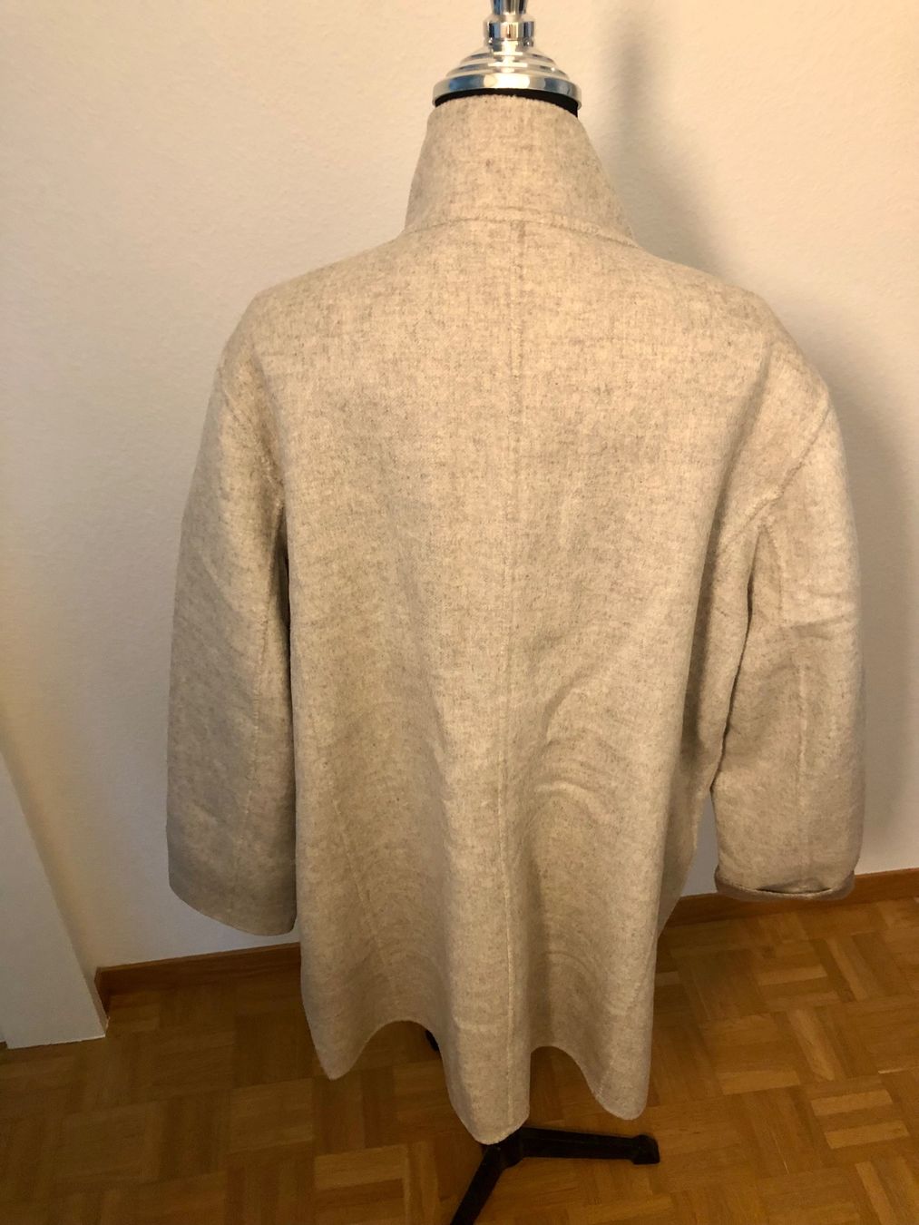 Basler Cappotti: Basler Wende Woll,-Kaschmirmantel Gr 46 – Usato da Kloten venduto da Olivenbaum2017 1