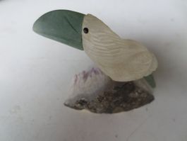 Amethyst Vogel