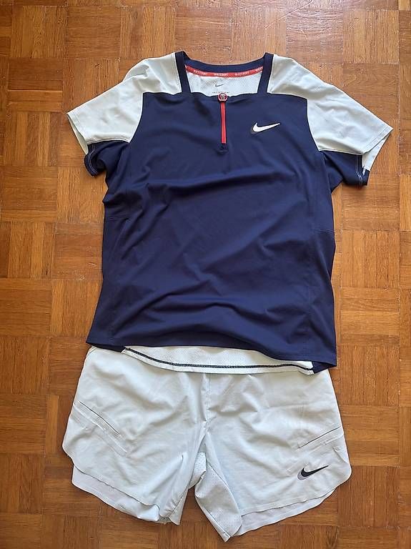 Canottiere & Pantaloni: Ensemble de sport Nike édition limité US Open taille L  – Usato da Morges venduto da bir_9rsr