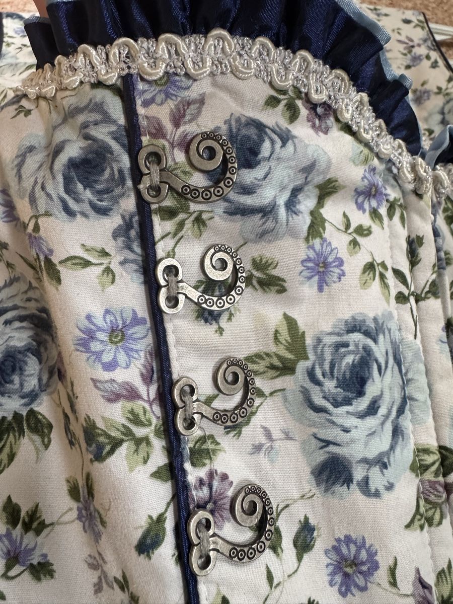 Krüger Vestiti: Dirndl Krüger Gr. 40 – Usato da Lauenen b. Gstaad venduto da Nagi1 3