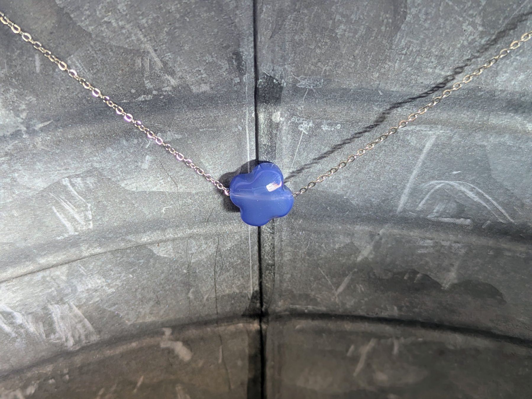 Catenine: Collier à la fleur bleue – Usato da Genève venduto da qxx_8css