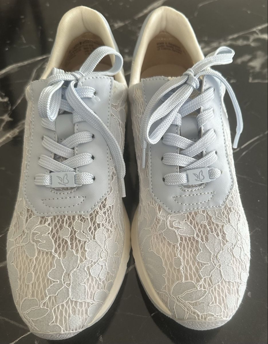 Scarpe da donna: Damen Sneaker Caprice Gr. 38, ungetragen – Nuovo (secondo la descrizione) da Mauensee venduto da Braut-kleid 1