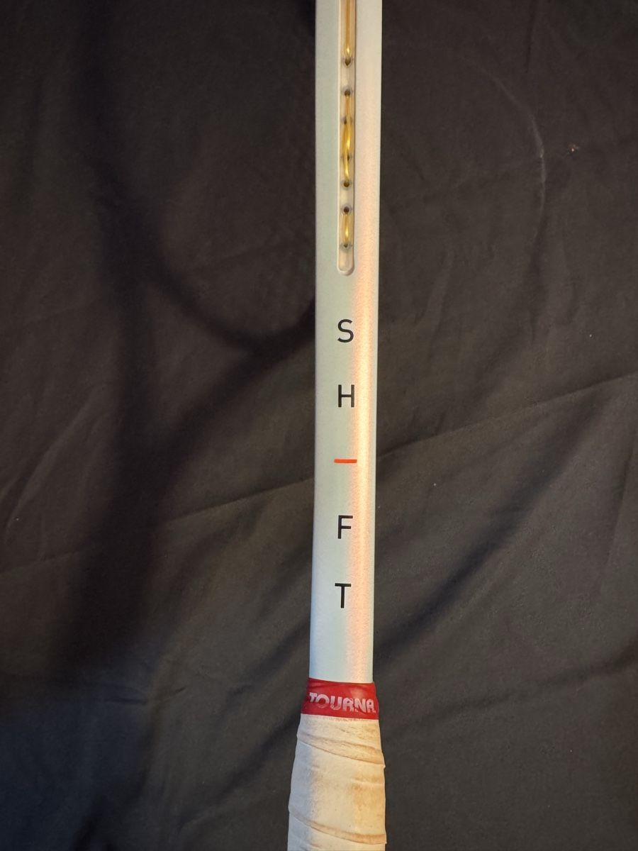 Wilson Racchette: Wilson SHIFT 300g, Griffgrösse 3 – Usato da Wettingen venduto da Chuljaa 1