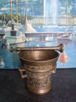 Mortier ancien en bronze avec pilon, style vintage!