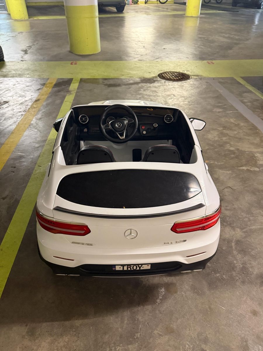 Veicoli per bambini: Mercedes Benz Kinder Auto elektrisch  – Usato da Schaffhausen venduto da MX02 1