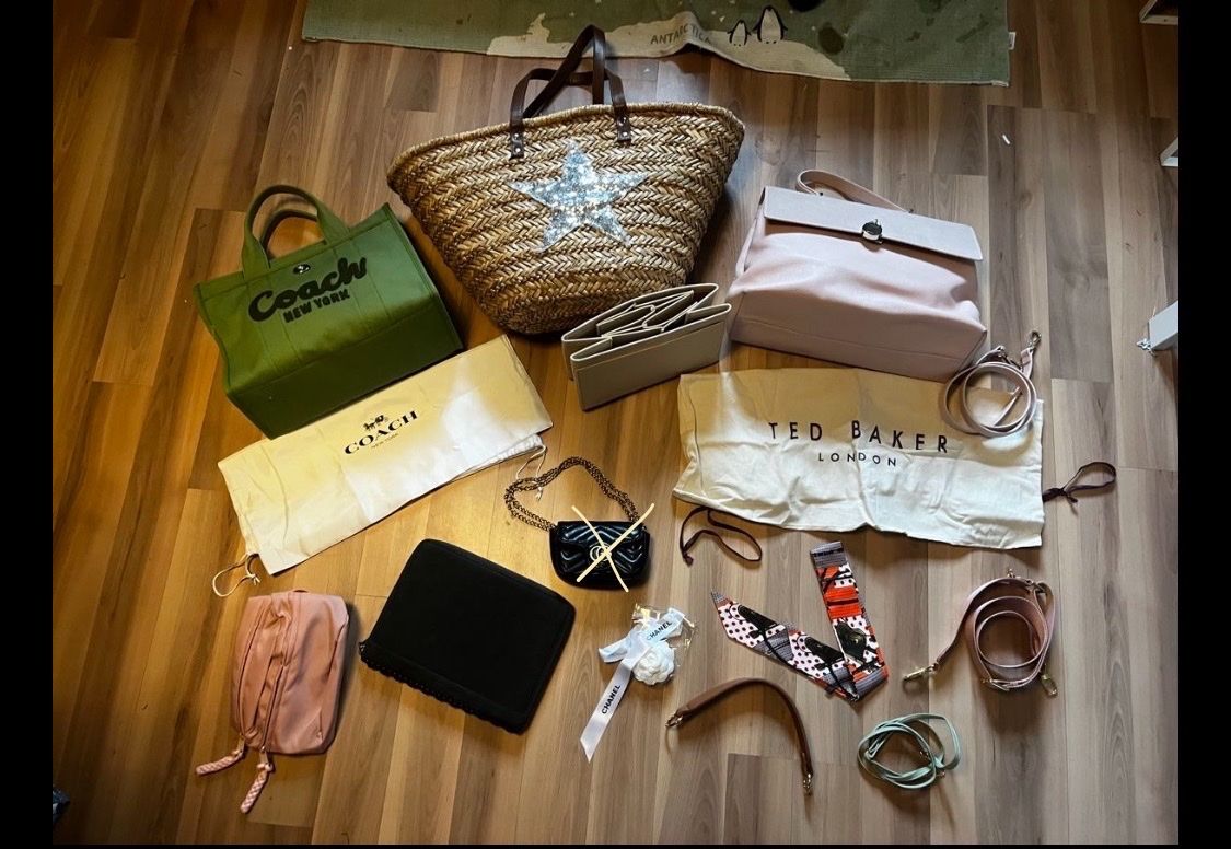 Gucci Borse da donna: Großes Markentaschenset Paket – Usato da Hochdorf venduto da Forestgreen