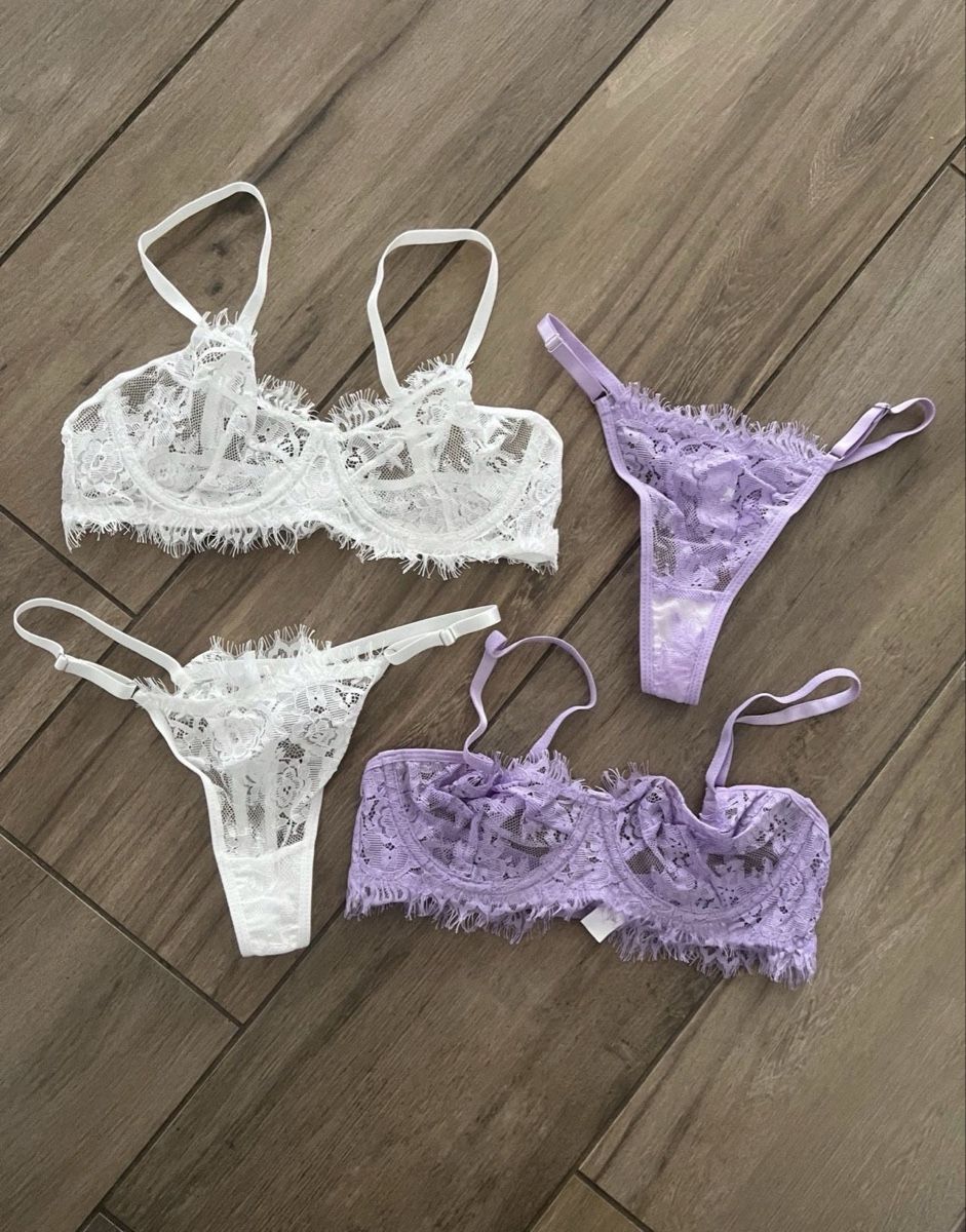 Altra biancheria intima: 2 SPITZEN-BHS UND STRINGS UNGETRAGEN GRÖSSE S – Nuovo e nell'imballaggio originale da Dübendorf venduto da ali_g7p8