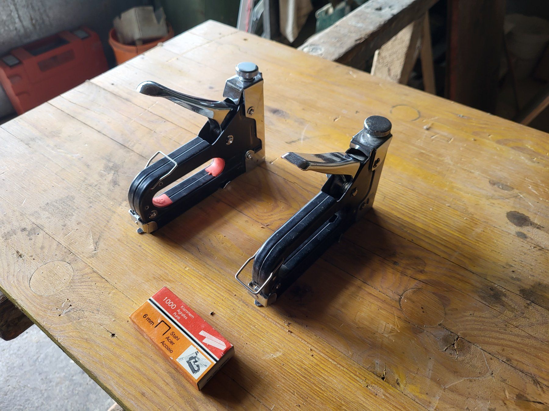 Bostitch Tous les outils: Bostitche 2 Stück – D'occasion à Weissbad par Milan041