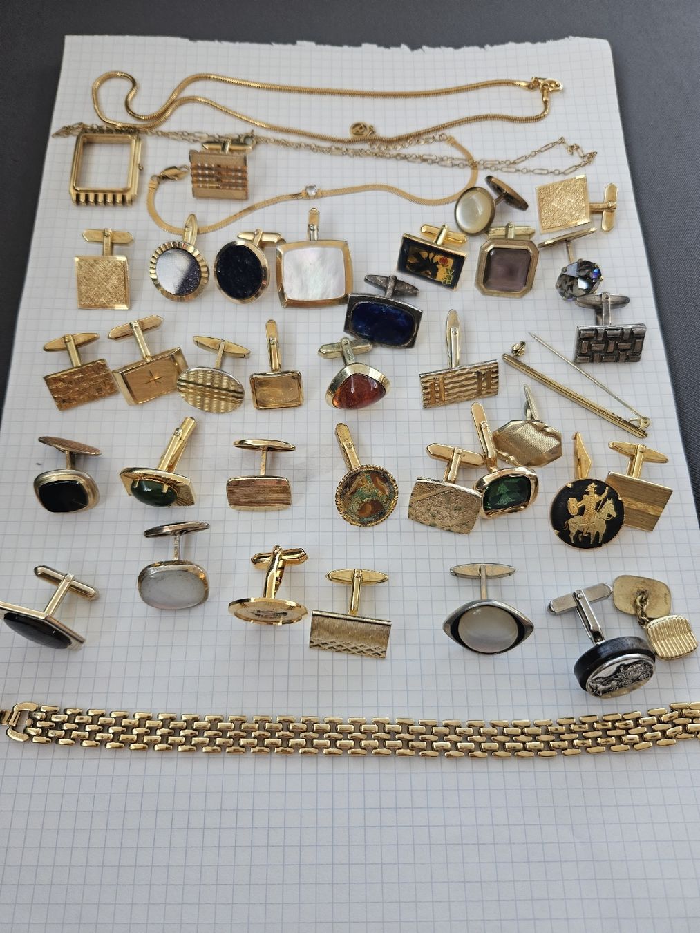 Autres bijoux: Lot Manschetten/Ketten – D'occasion à Rickenbach b. Wil par nic_8ljr